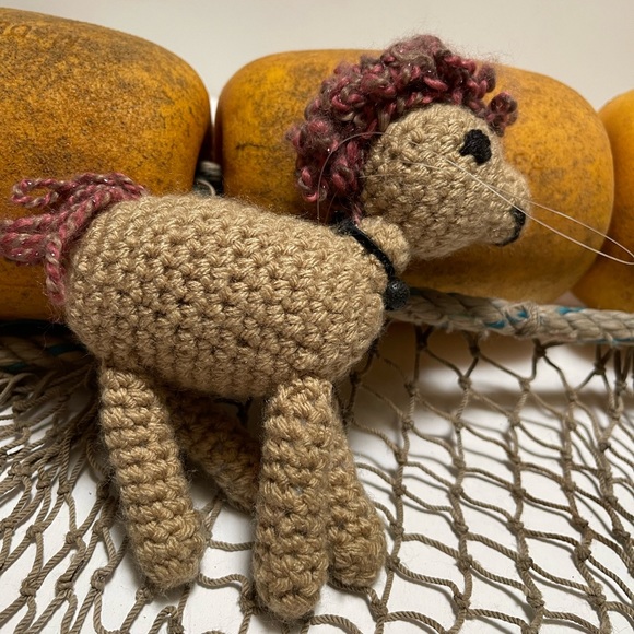 Crochet  Horse Ornament Lava Bead Essential Oil Diffuser SK - Picture 3 of 4